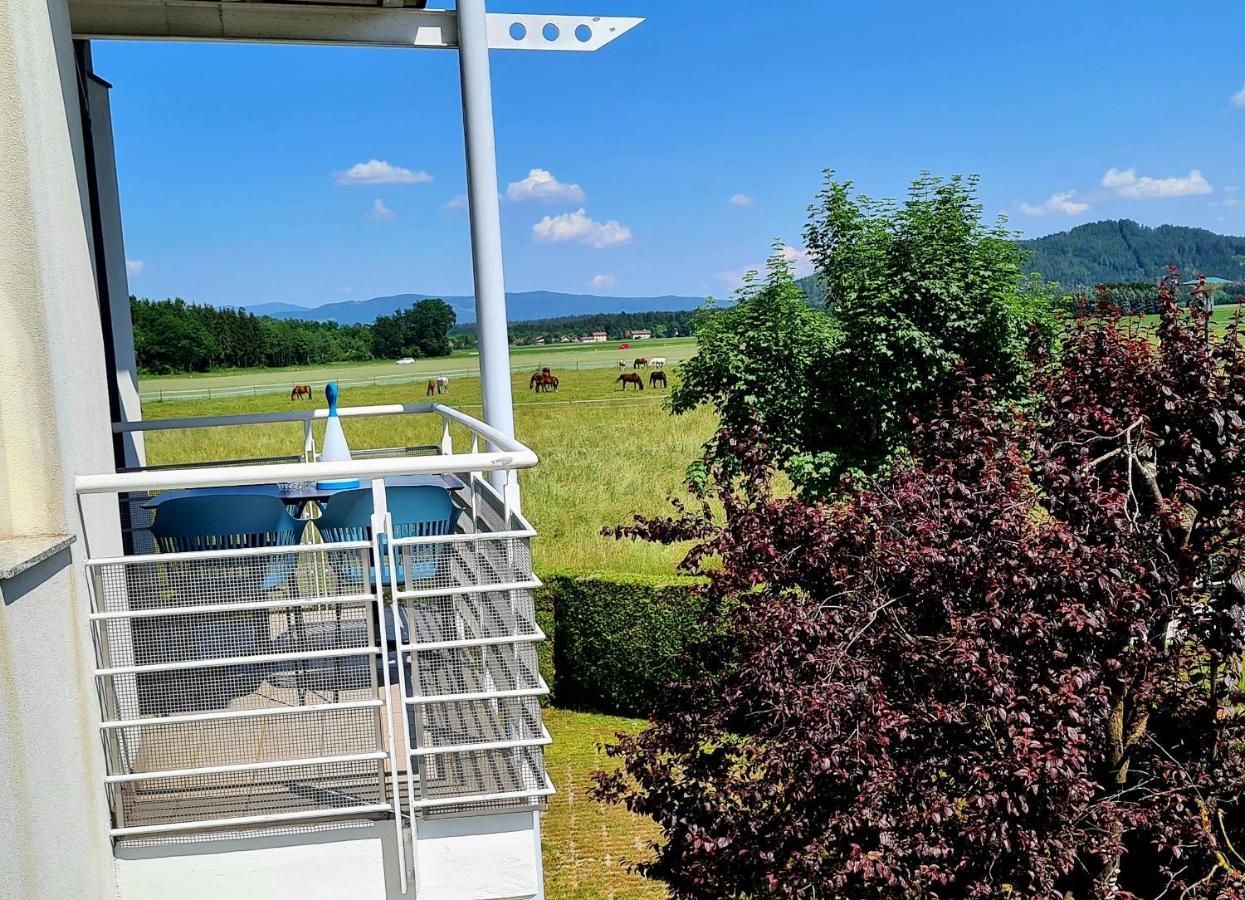 Ferienpark Scheiber Unterburg am Klopeiner See Buitenkant foto